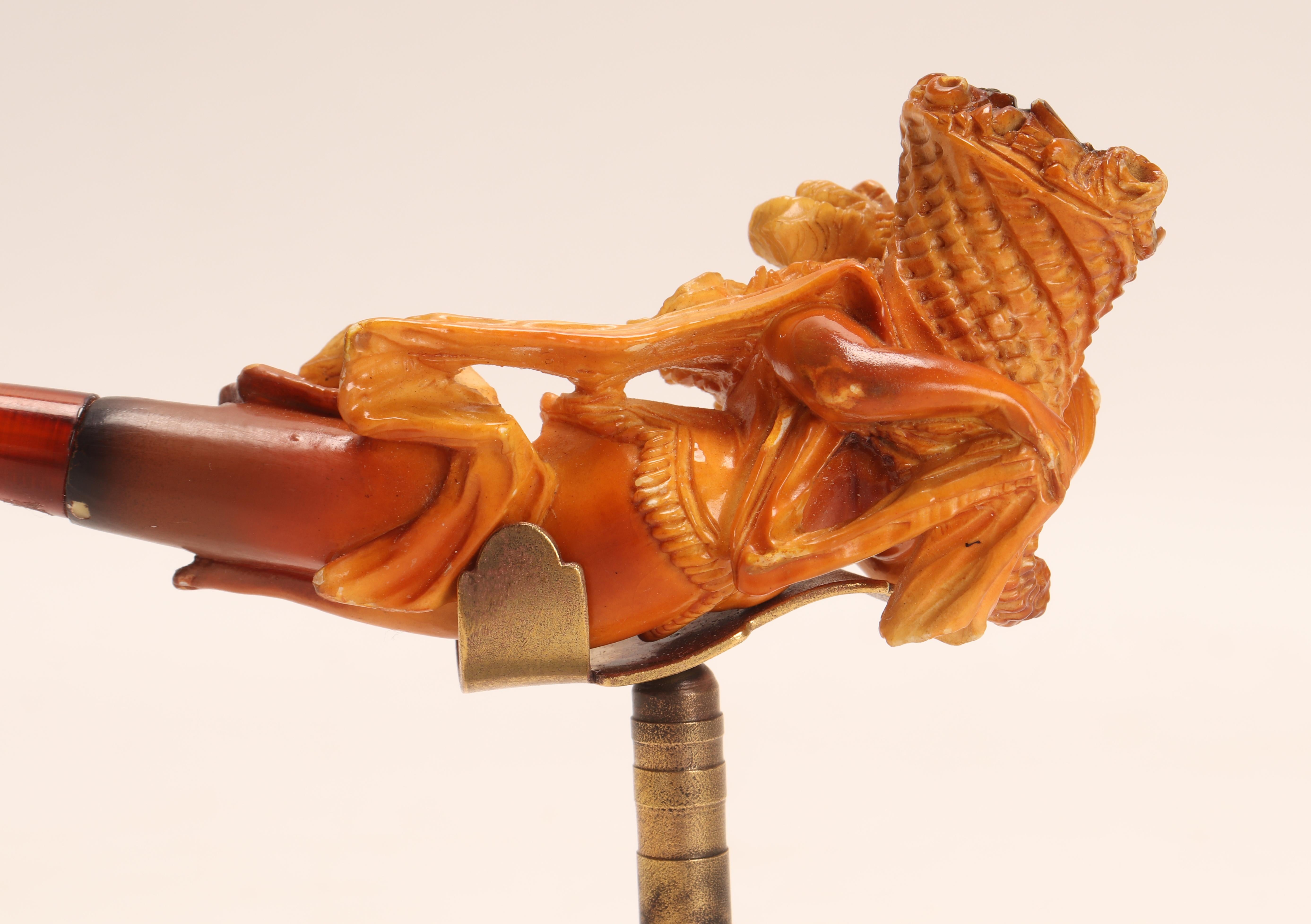19th Century Meershaum Pipe with a Goddess Holding a Cornucopia, Vienna 1890 For Sale