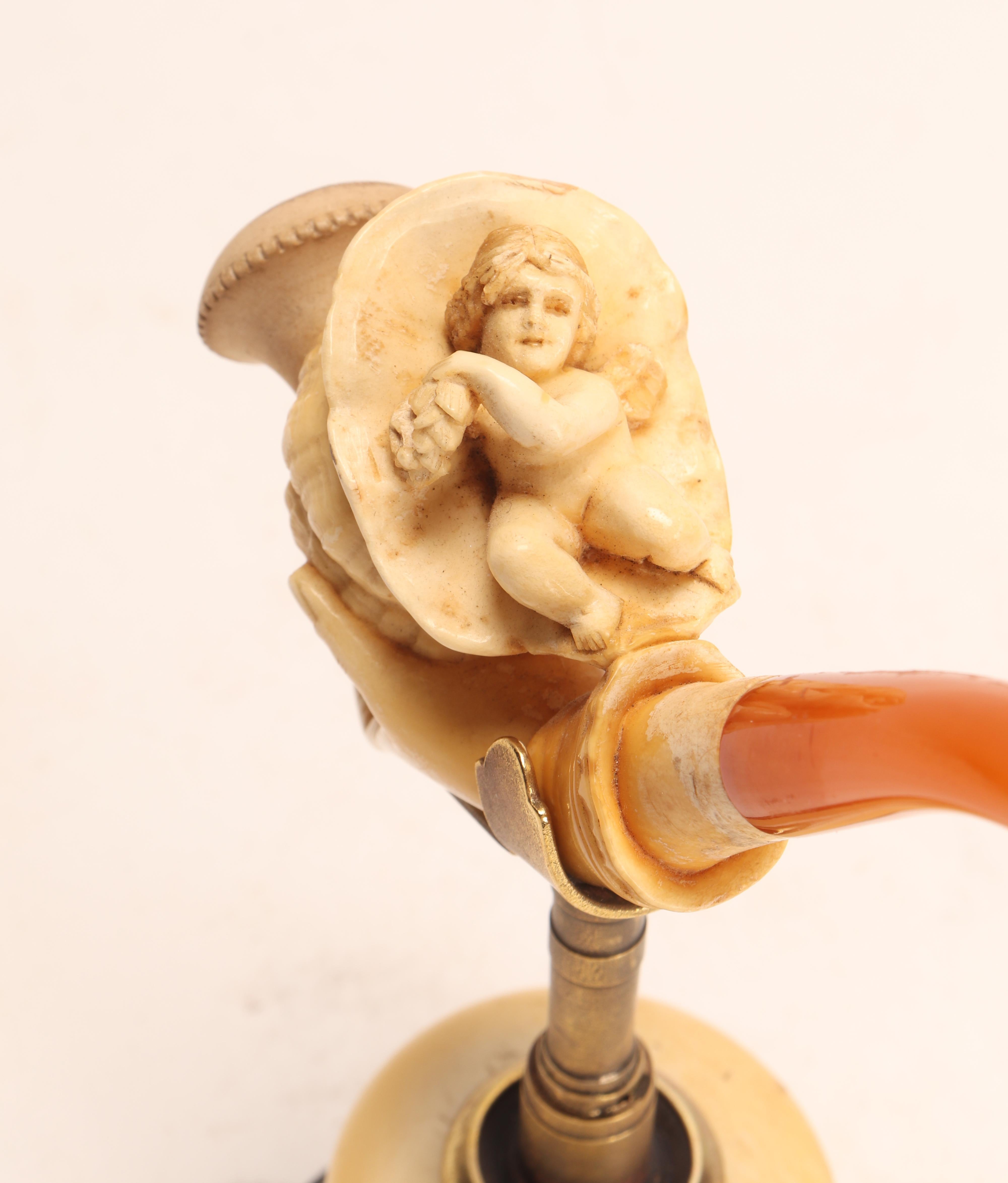 Meershaum Pipe with Cupid, Vienna, 1890 In Good Condition For Sale In Milan, IT