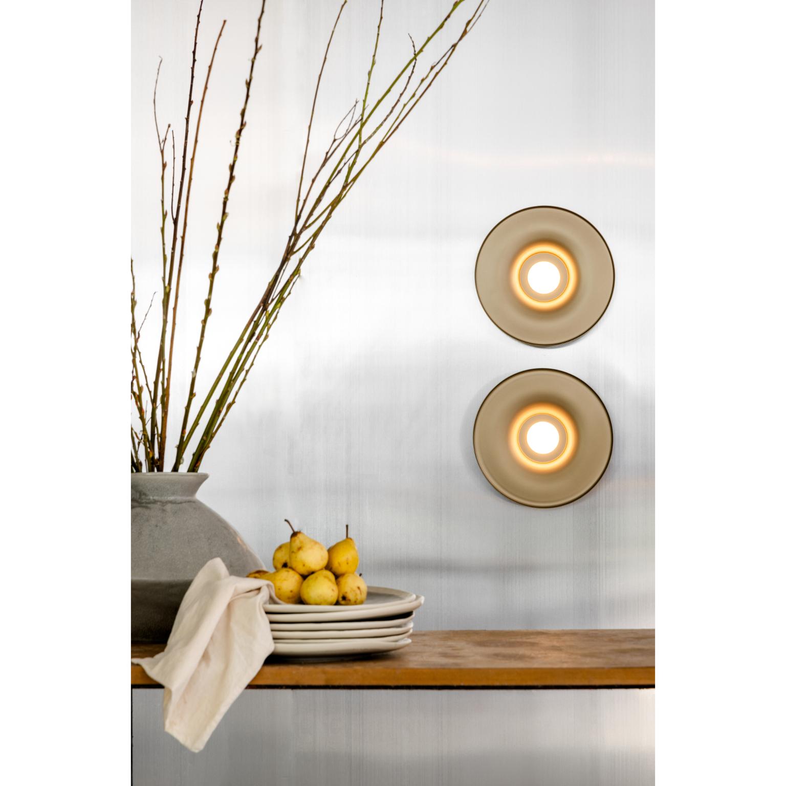 Postmoderno Lampada da parete Mega di WJ Luminaire in vendita