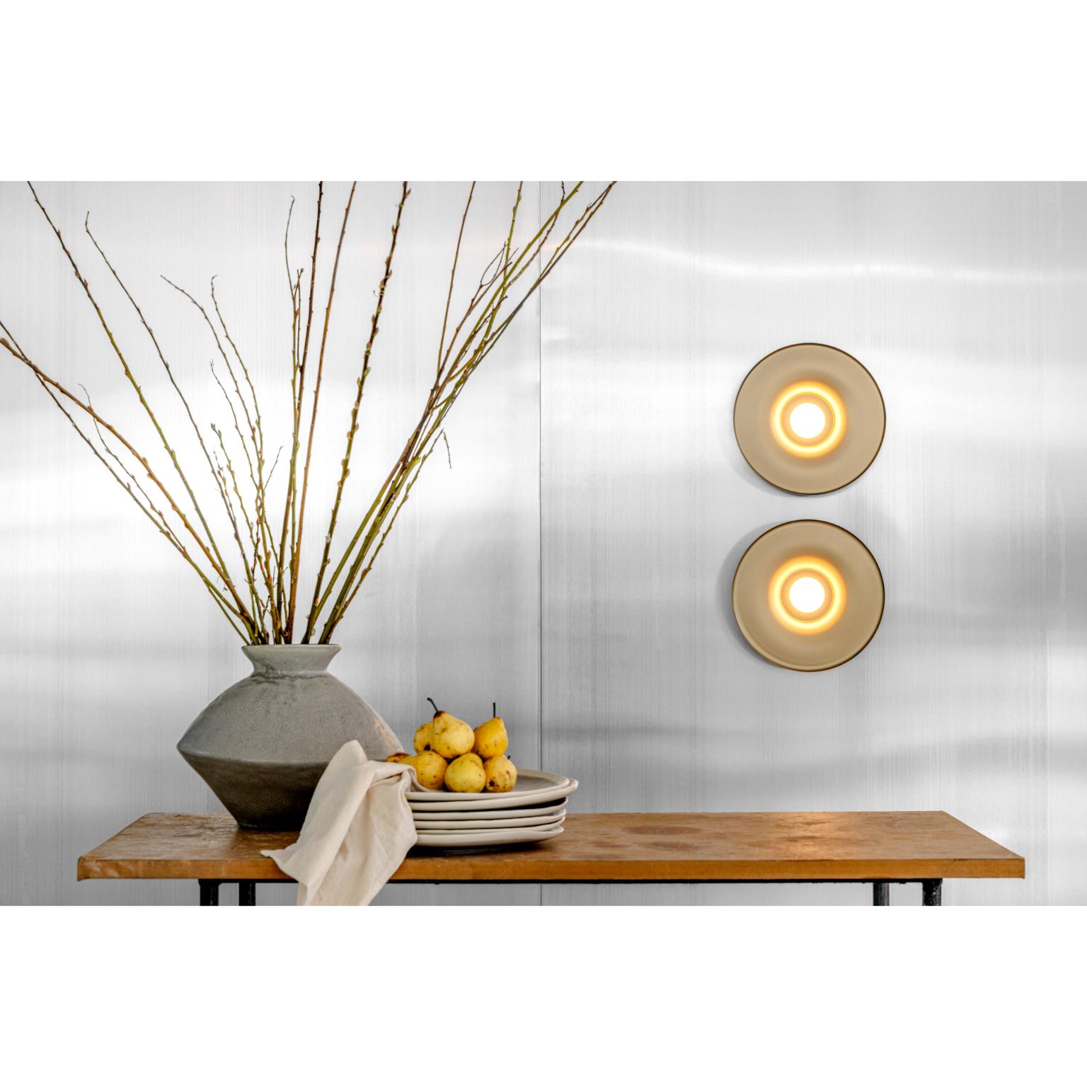 Brasiliano Lampada da parete Mega di WJ Luminaire in vendita