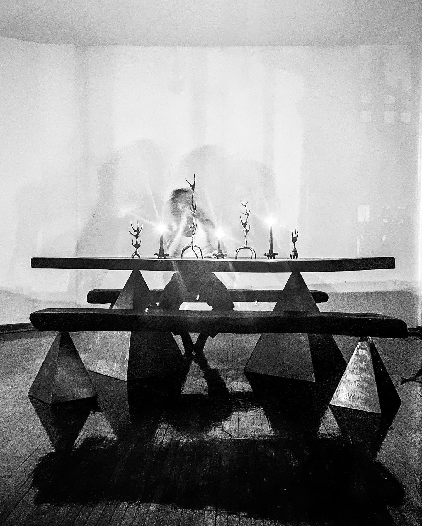 XXIe siècle et contemporain Table de salle à manger Megalithic en bois et acier par Sol Bailey Barker REP par Tuleste Factory en vente