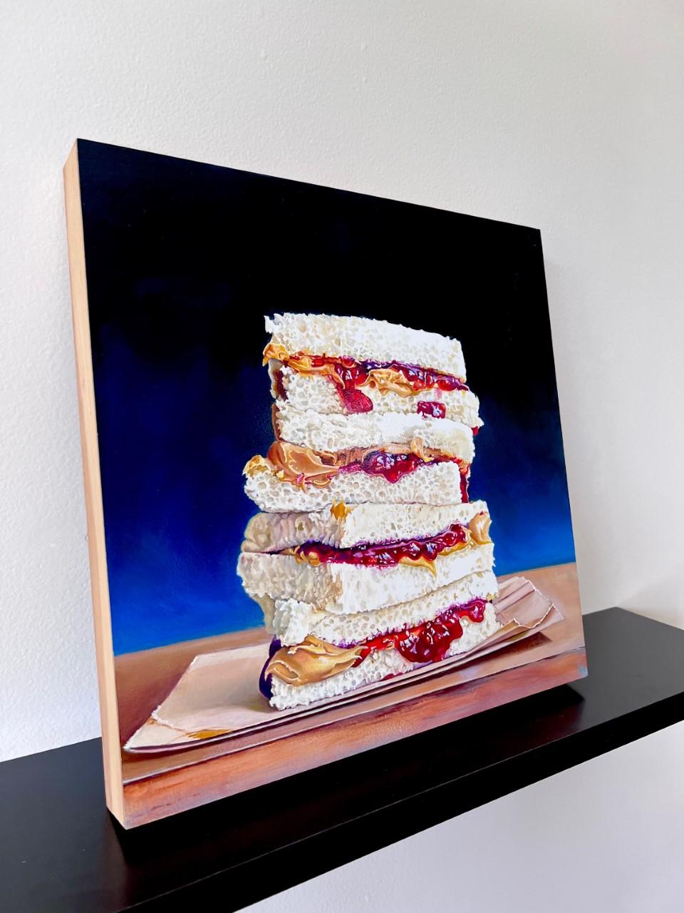 „PB&J gestapelte Sandwiches“ Original Ölgemälde 18 in x 18 in  im Angebot 2