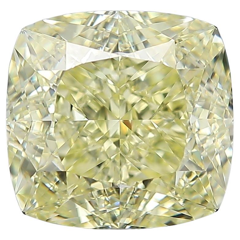 Brilliante certifié par la GIA Diamant jaune fantaisie de 8,05 carats taille brillant coussin en vente