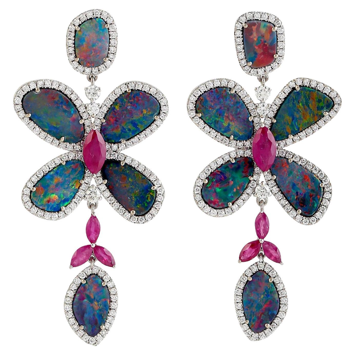 Meghna Jewels 10.02 carats Opal Diamond 18 Karat Gold Earrings