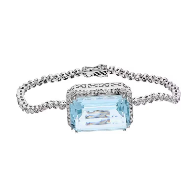 Emerald Cut Meghna Jewels 19.26 carat Aquamarine 18 Karat Gold Diamond Chain Bracelet For Sale