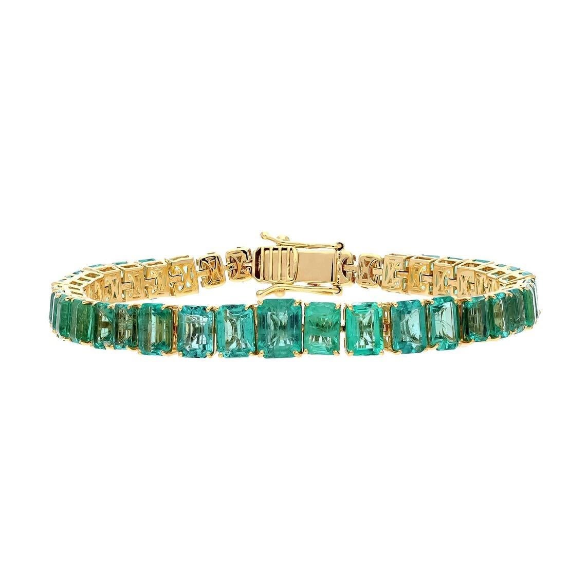 Meghna Jewels 21,50 Karat Smaragd 18 Karat Gelbgold Tennisarmband (Smaragdschliff) im Angebot