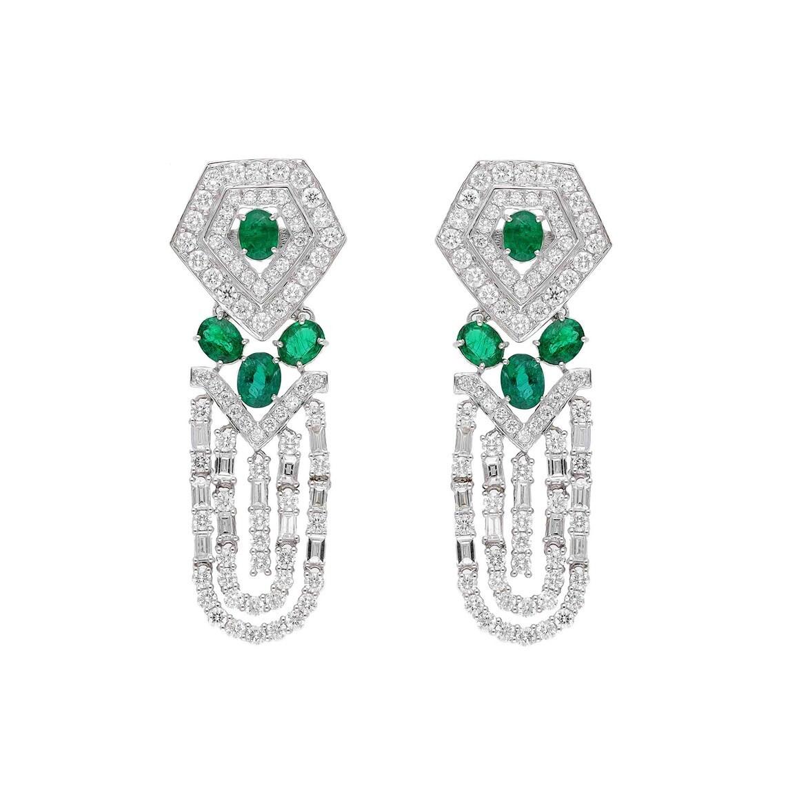 Meghna Jewels 2,27 Karat Smaragd-Diamant-Ohrringe aus 18 Karat Gold im Art-déco-Stil im Zustand „Neu“ im Angebot in Hoffman Estate, IL