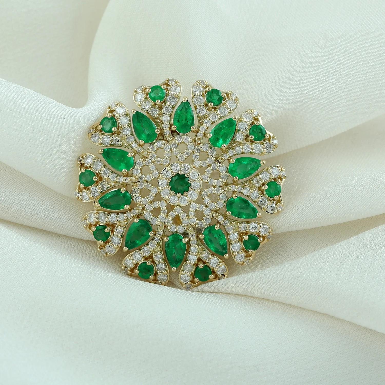 A stunning brooch is set in 2.94 carats emerald and 1.31 carats of sparkling diamonds.

FOLLOW  MEGHNA JEWELS storefront to view the latest collection & exclusive pieces.  Meghna Jewels is proudly rated as a Top Seller on 1stdibs with 5 star