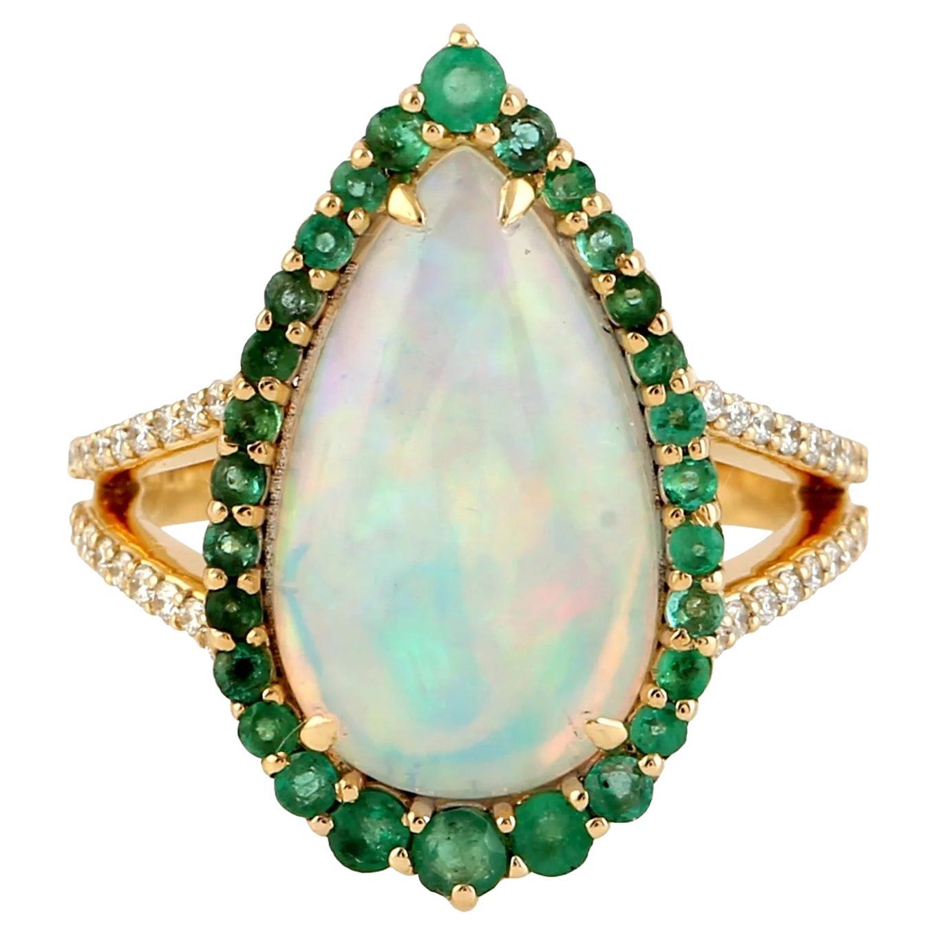 Meghna Jewels 3.13 Carats Ethiopian Opal Emerald Diamond 14 Karat Gold Ring For Sale