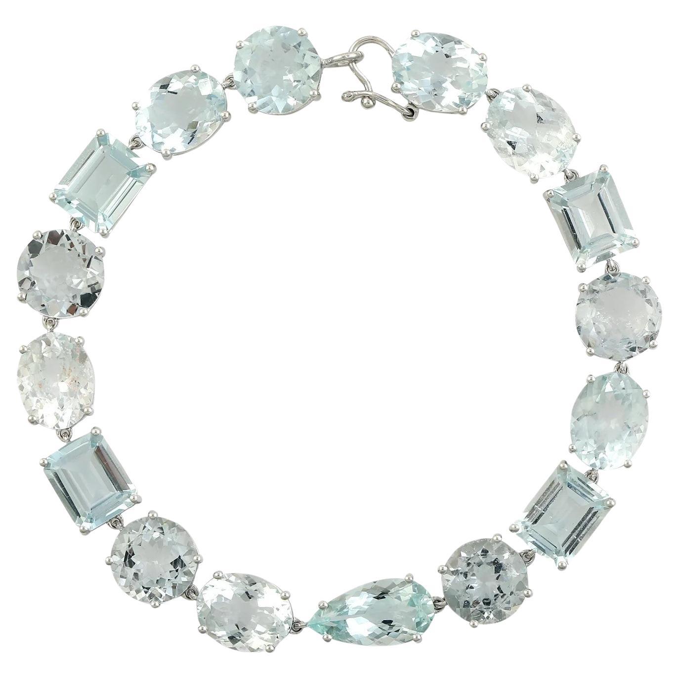  Meghna Jewels 33.29 Carats Aquamarine 14 Karat Gold Bracelet For Sale