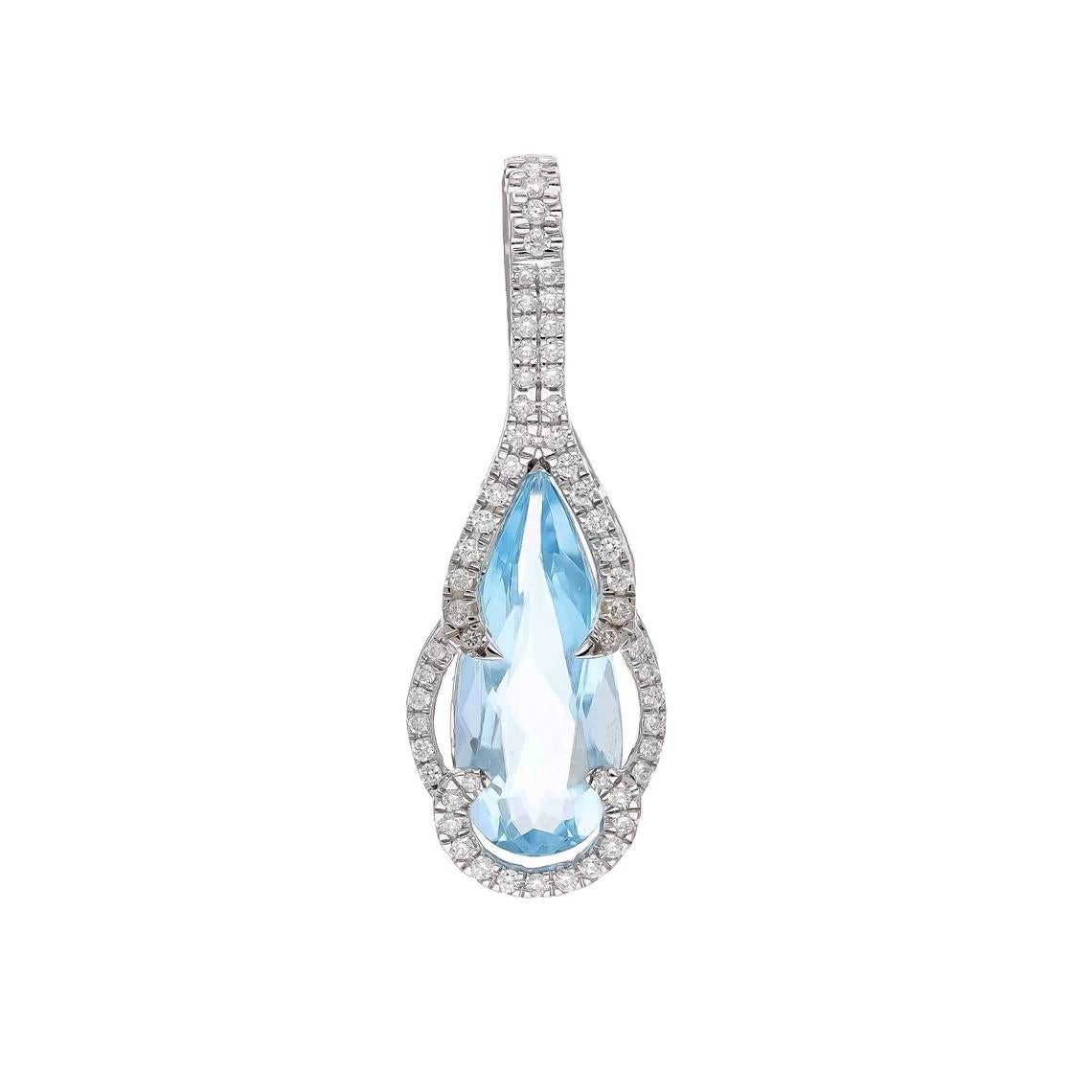 Modern Meghna Jewels Aquamarine 18K Gold Diamond Pendant Necklace For Sale
