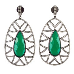 Boucles d'oreilles Bora en onyx vert et diamants Meghna Jewels