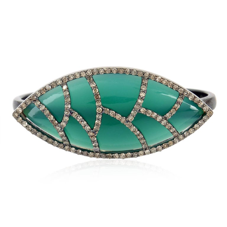 Meghna Jewels Bora Bora Ring in Green Onyx Champagne Diamonds For Sale