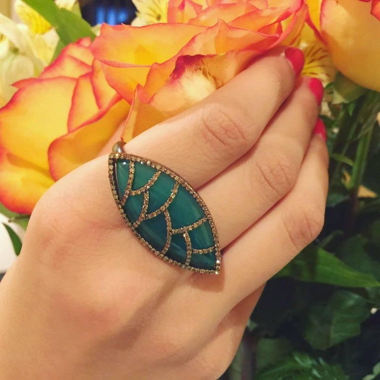 Meghna Jewels Bora Bora Ring in Green Onyx Champagne Diamonds For Sale