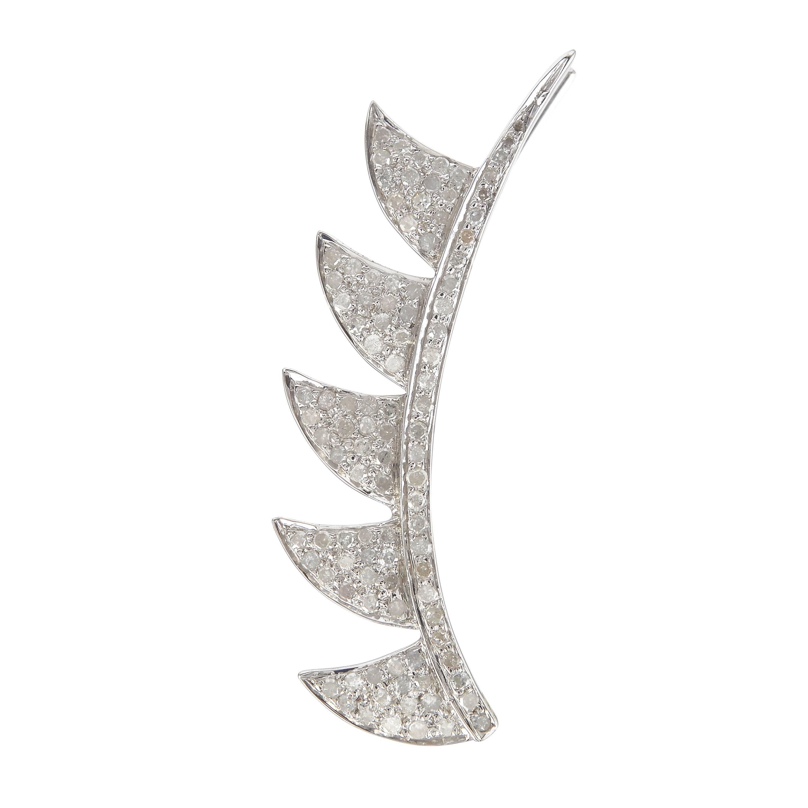 Meghna Jewels Claw Diamant-Ohrschmiedeeisen im Angebot