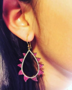 Meghna Jewels Rubin-Diamant-Ohrringe mit Krallen