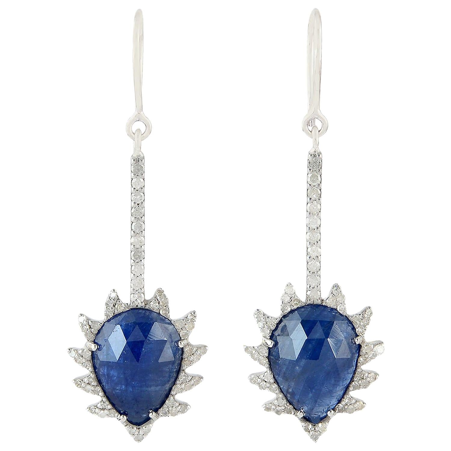 Meghna Jewels Claw Linear Drop Blue Sapphire Diamonds Earrings For Sale