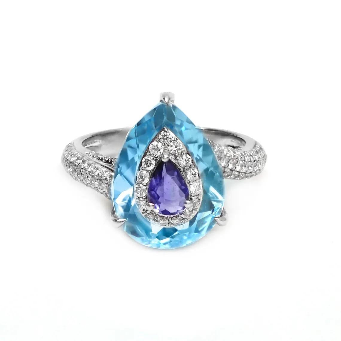 Meghna Jewels Diamond Blue Topaz 18 Karat Gold Ring In New Condition For Sale In Hoffman Estate, IL