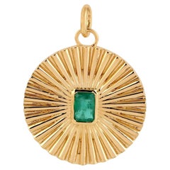Meghna Jewels Emerald 14 Karat Gold Aura Charm Pendant Necklace