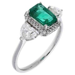 Meghna Jewels Emerald Heart Shape Diamond 18K White Gold Ring