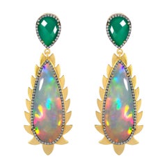 Ópalo Verde Ónice Diamante Meghna Jewels Pendientes de gota de llama
