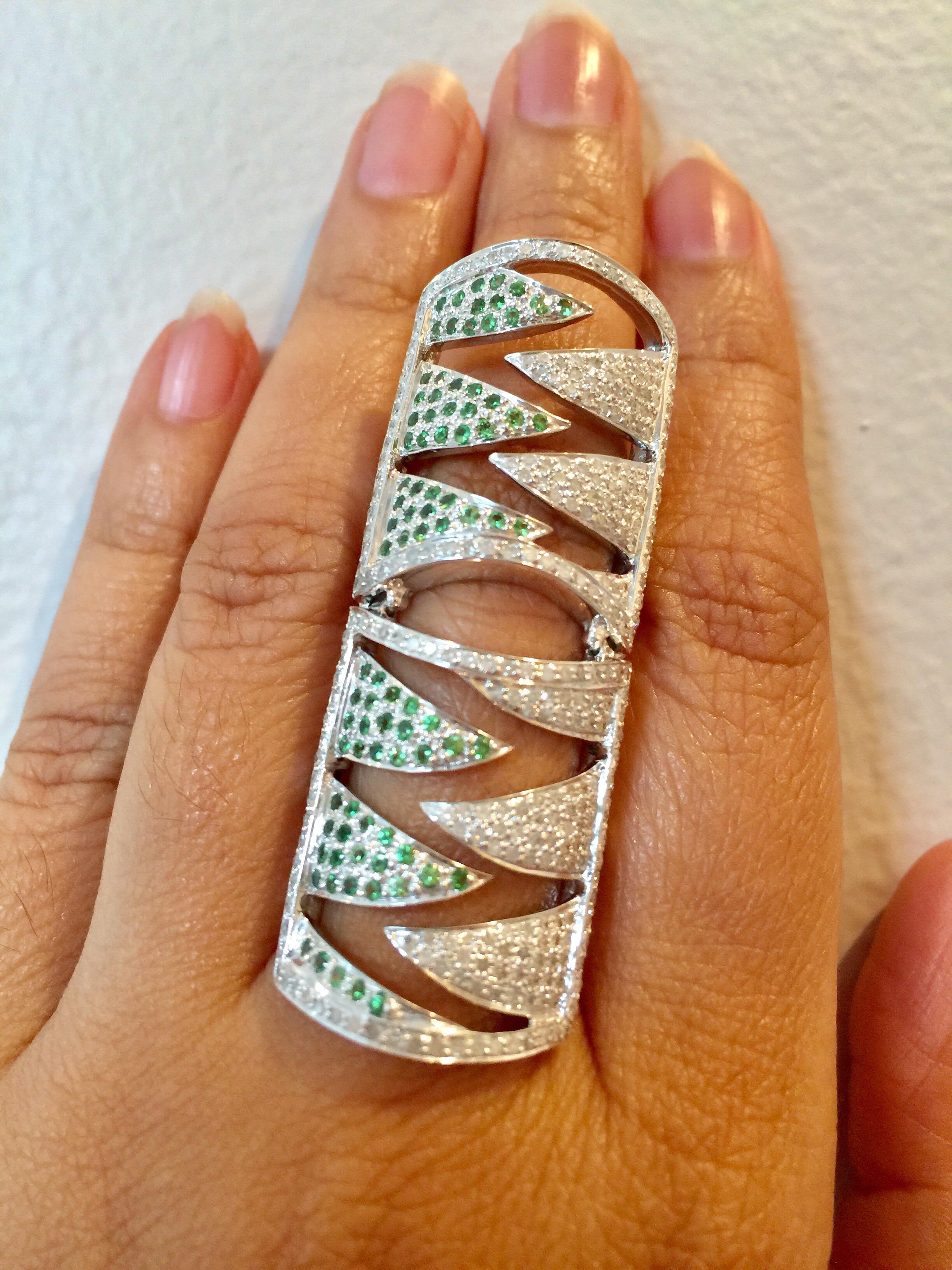 Tsavorite Diamond Interlocking Claw Ring  For Sale 1