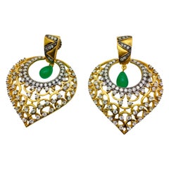 MEGHNA JEWELS Blatt Filigrane Cubic Zirkon Faux Smaragd Ohrringe