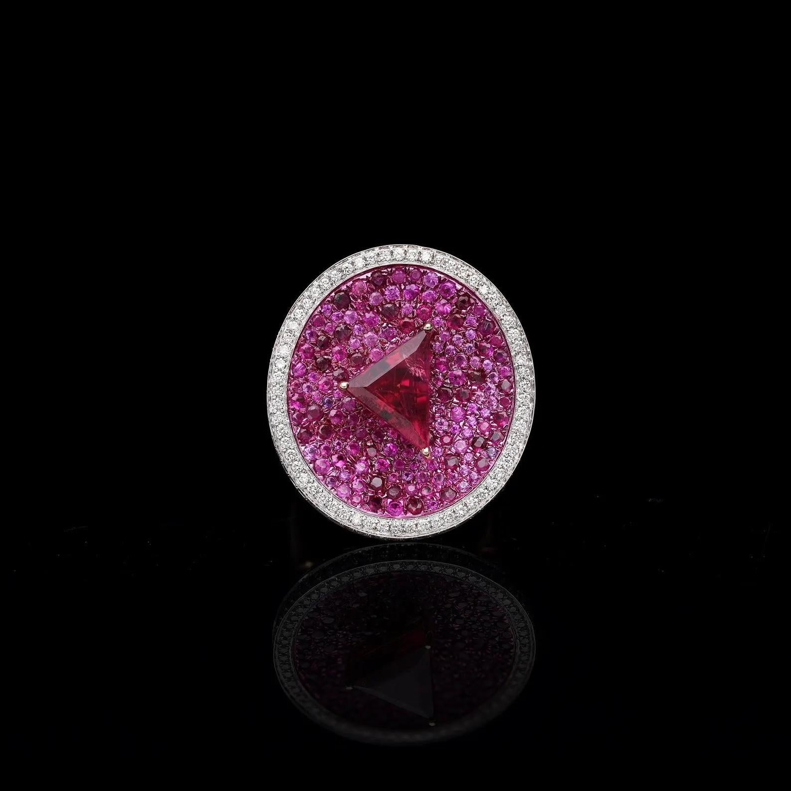 Meghna Jewels Ring aus 18 Karat Gold mit Rubin, rosa Saphir und Diamant (Gemischter Schliff) im Angebot