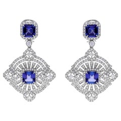 MEGHNA JEWELS Orecchini di diamanti con tanzanite in oro 18 carati in stile Art Deco