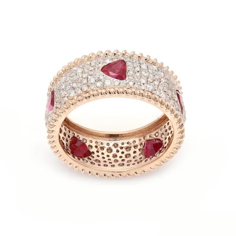 Modern Meghna Jewels Trillion Cut Ruby Diamond 14 Karat Gold Ring For Sale