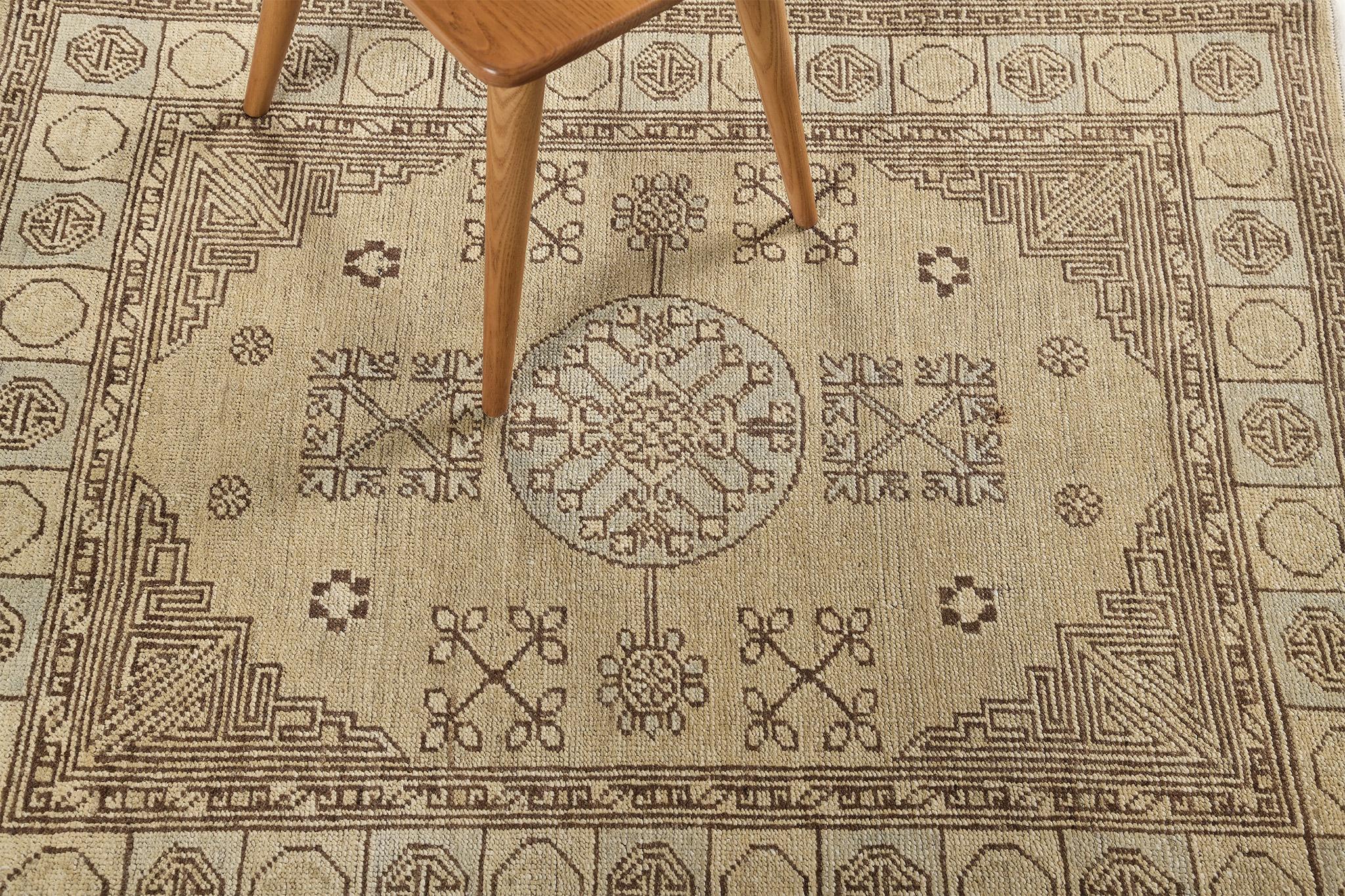 Noué à la main Mehraban 18ème siècle Revival Khotan Design Revival D5390 en vente