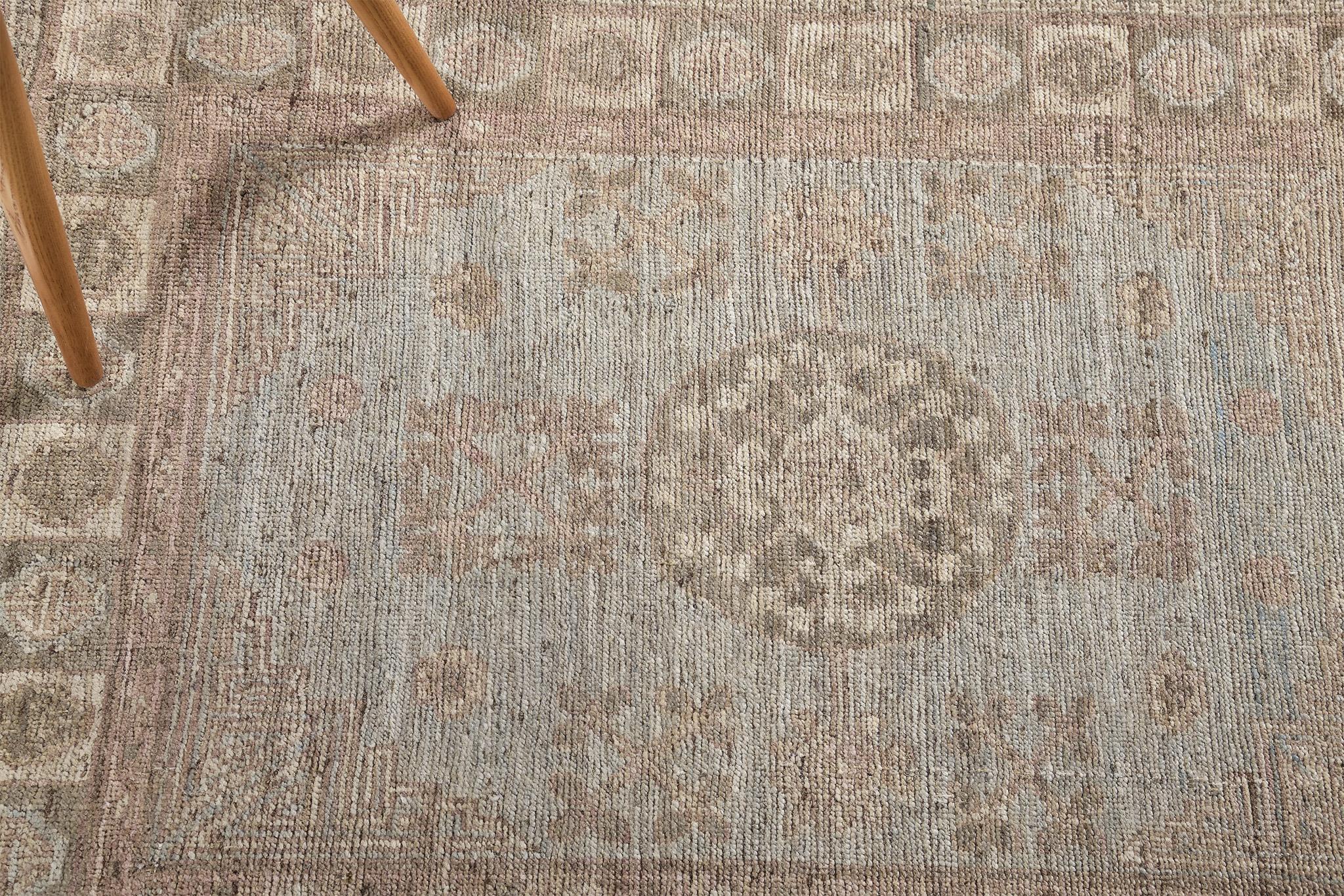 Mehraban 18ème siècle Revival Khotan Design Revival D5390 Neuf - En vente à WEST HOLLYWOOD, CA