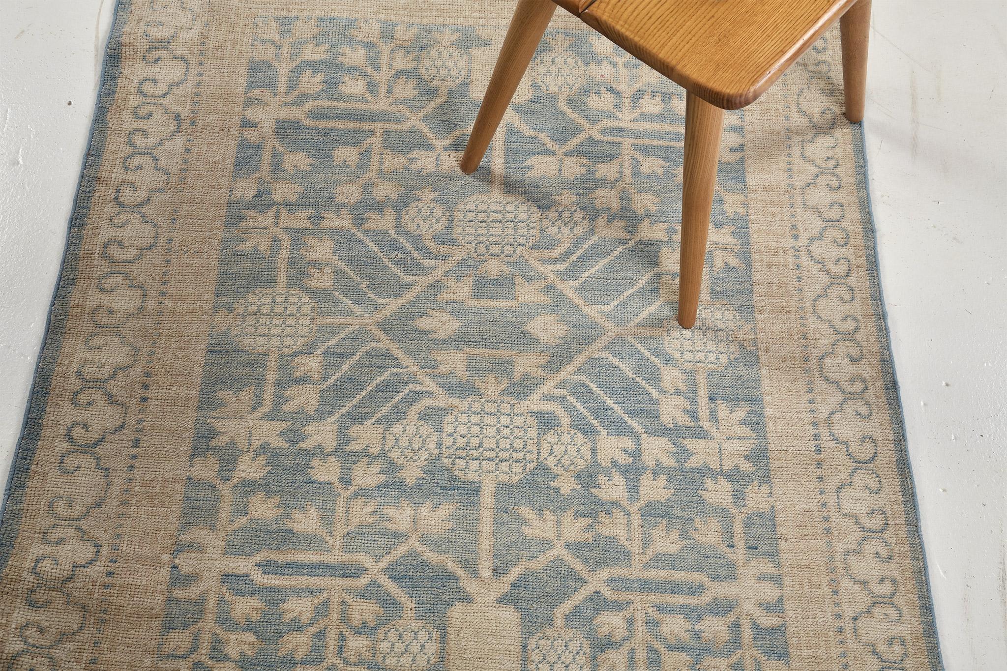 Mehraban 18. Jahrhundert Khotan Design Revival D5449 Safira im Angebot 1