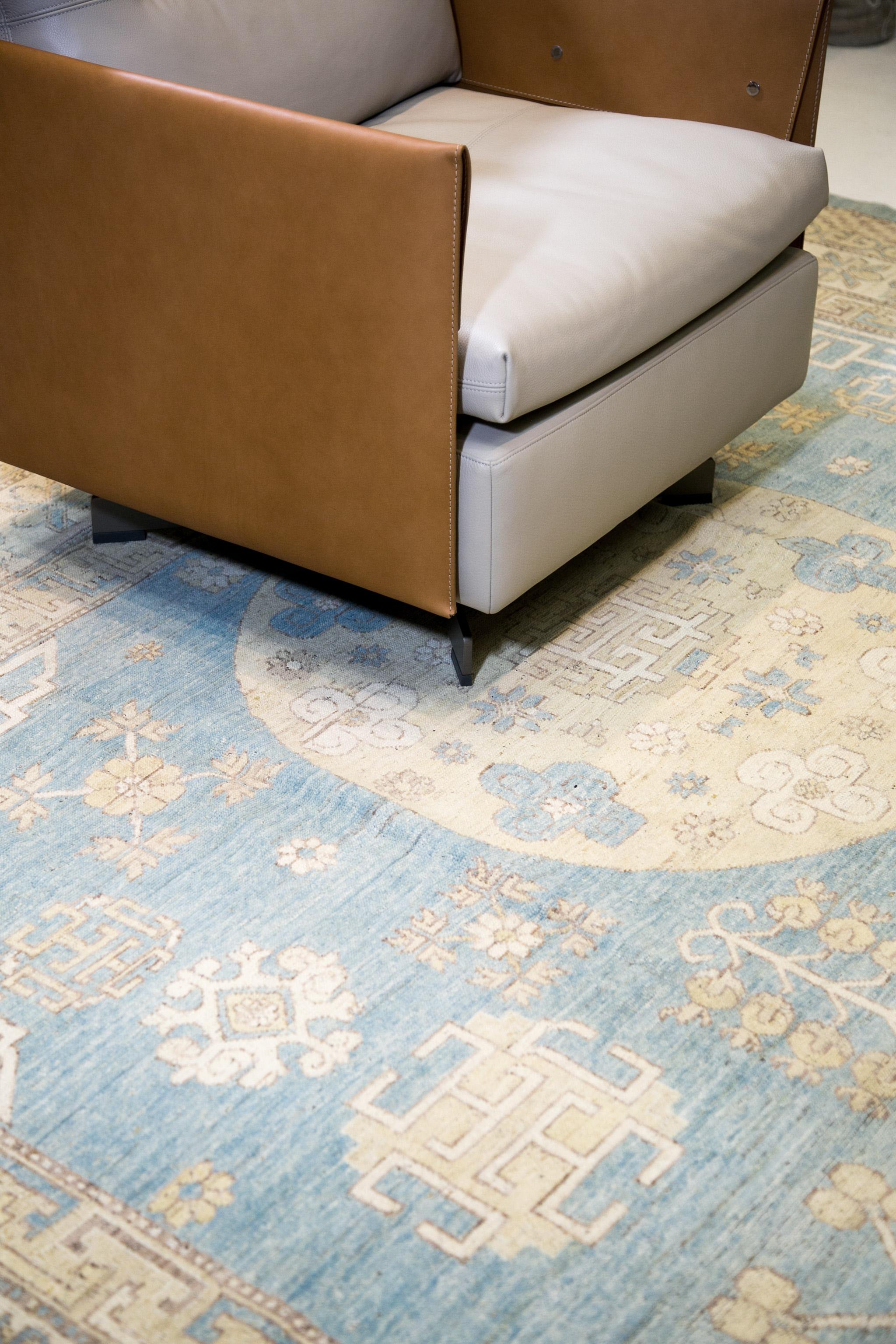 Annodato a mano Mehraban Rugs del 18° secolo dal design revival di Khotan in vendita