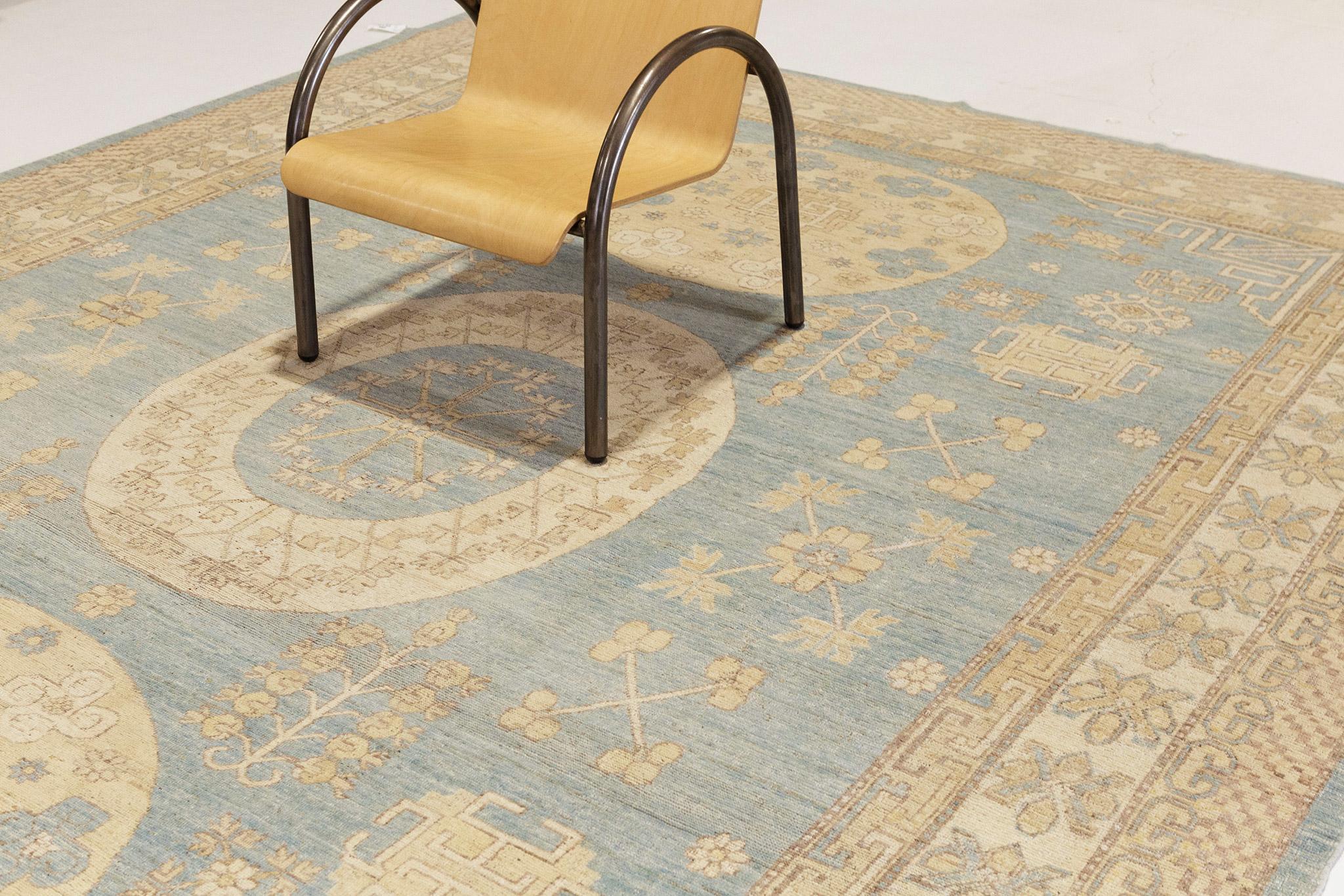 Mehraban Rugs del 18° secolo dal design revival di Khotan in vendita 2
