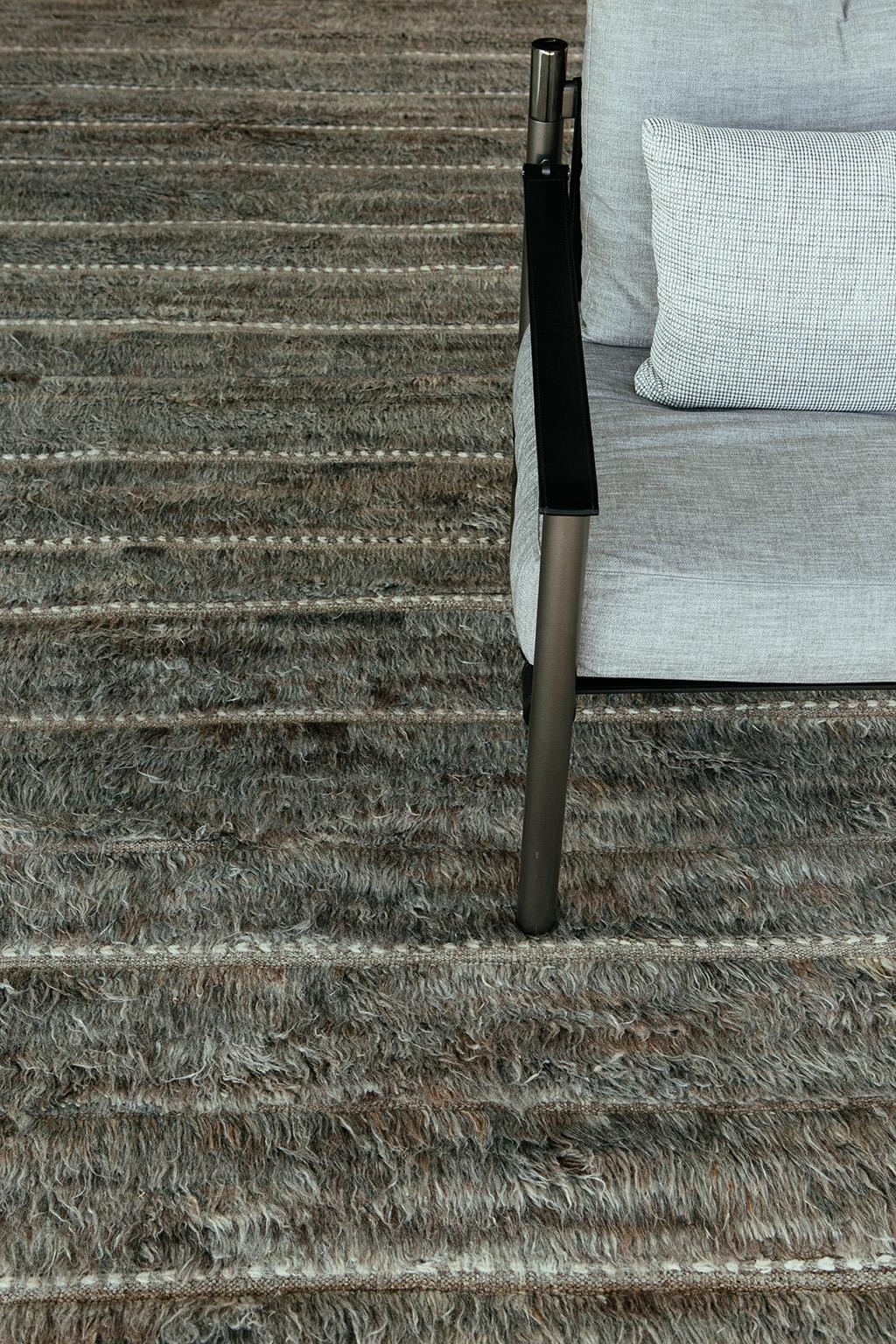 Numéro de tapis
28178
Taille
10' 5