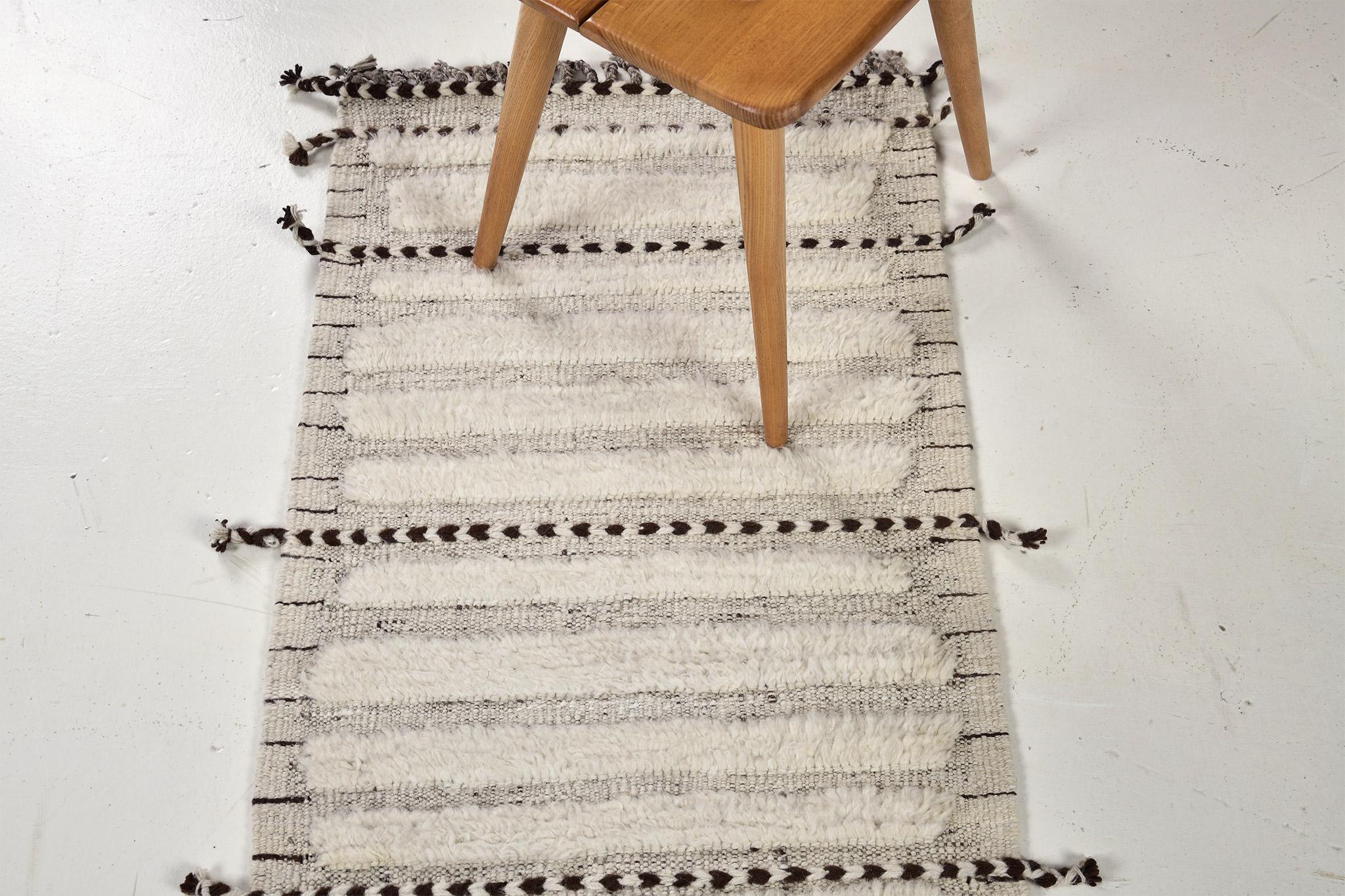 Mehraban Abrolhos, Alta Bohemia Centroasiático en venta