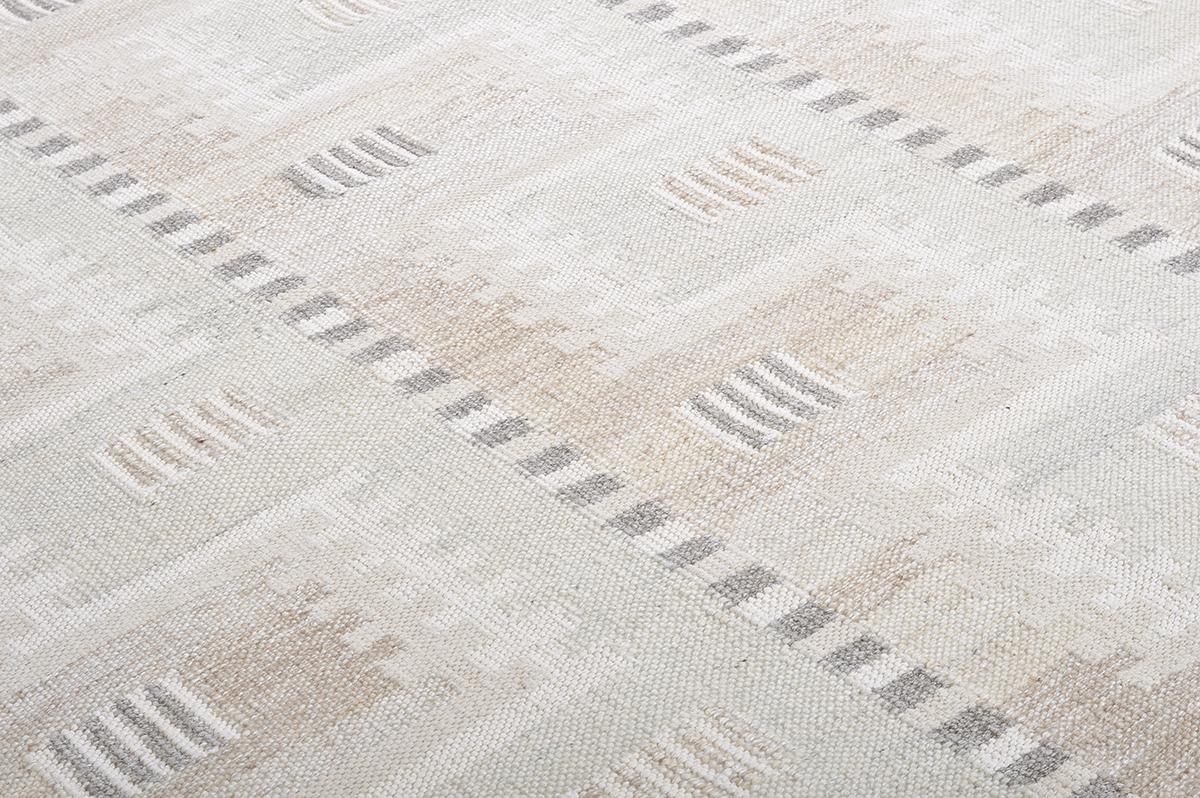 Alva is an elegant cotton flatweave that features a fashionable pattern in pastel blushing hues. Amazed by its remarkable pattern, it is comforting and soothing to the eyes of your guests. Having this on your collection will undoubtedly be worth