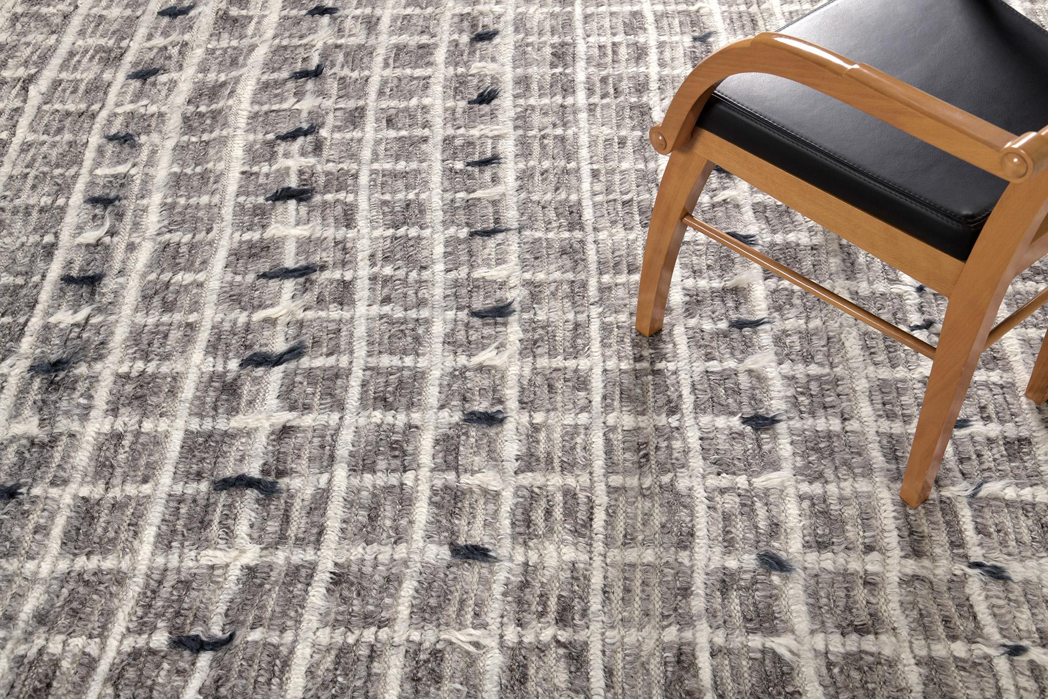 Mehraban Amihan, Collezione Sahara 30419 In condizioni Nuovo in vendita a WEST HOLLYWOOD, CA