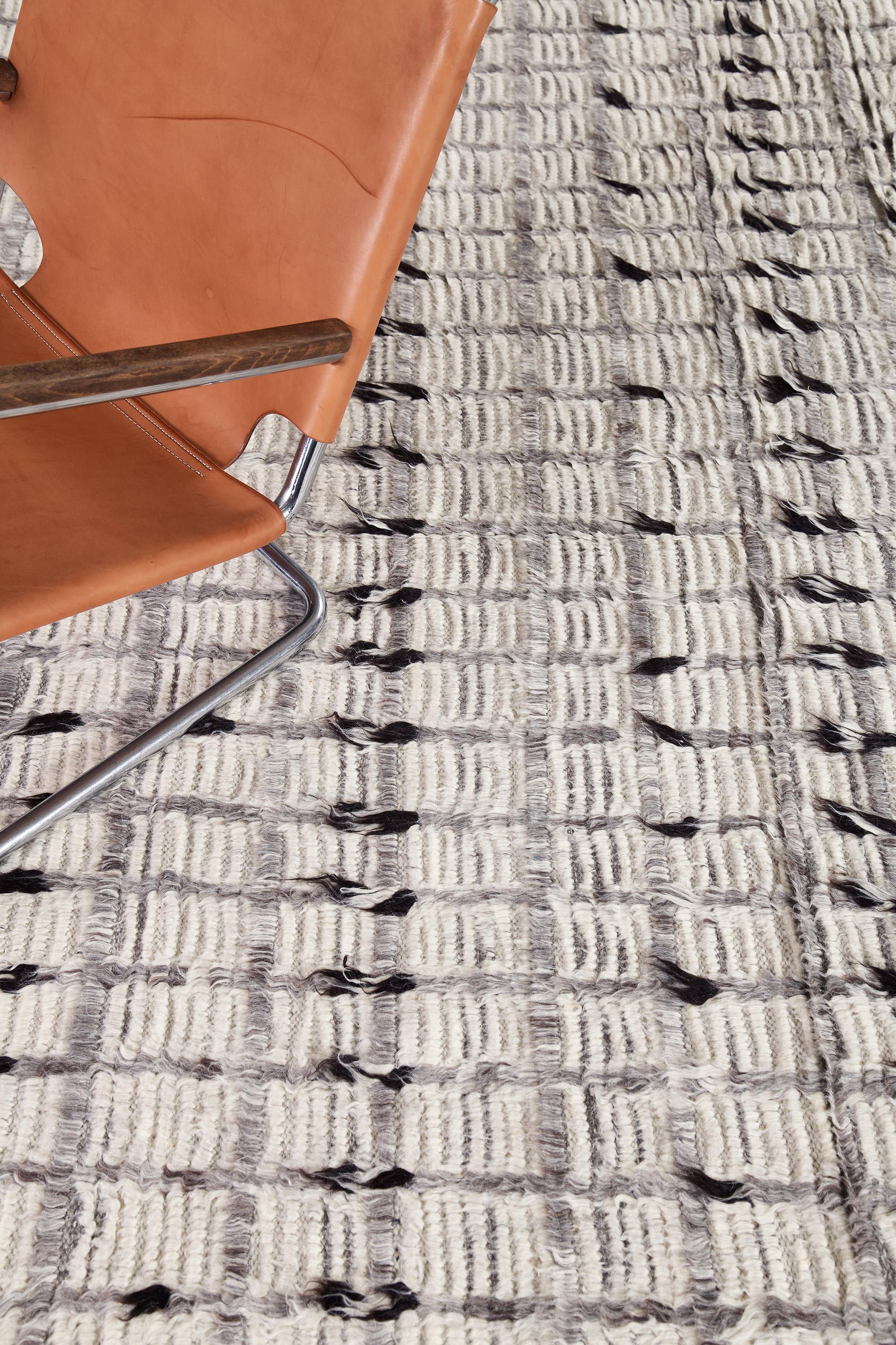 Mehraban Amihan, Collezione Sahara In condizioni Nuovo in vendita a WEST HOLLYWOOD, CA