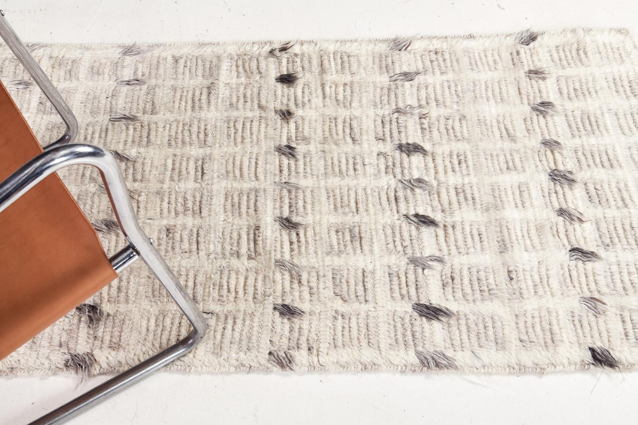 Mehraban Amihan, Collezione Sahara In condizioni Nuovo in vendita a WEST HOLLYWOOD, CA