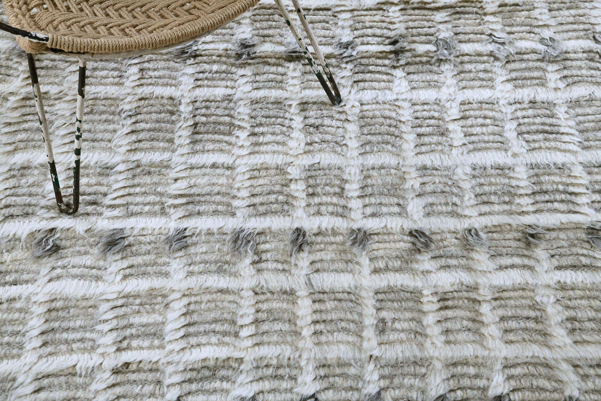 Lana Mehraban Amihan, Collezione Sahara in vendita