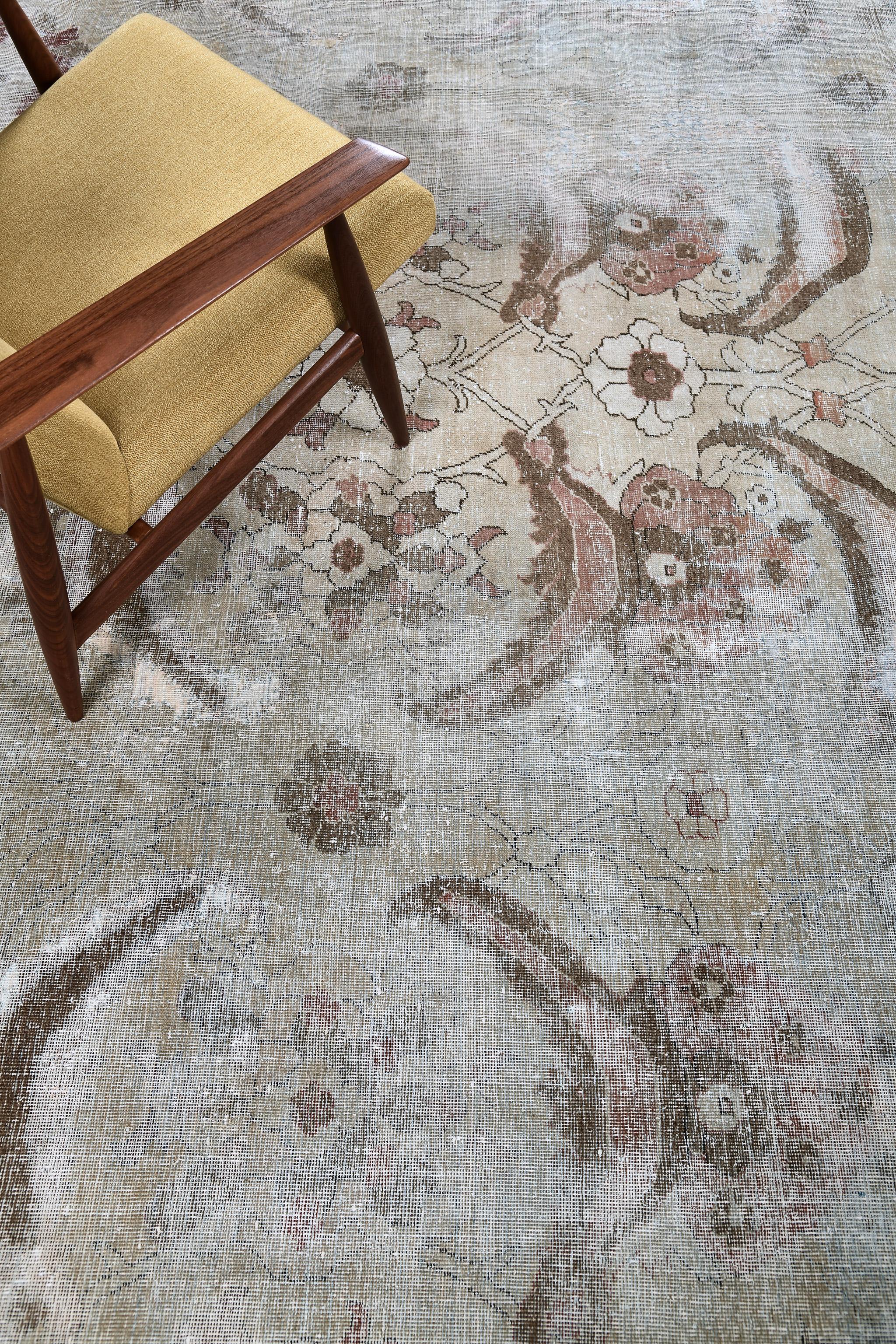 Hand-Knotted Mehraban Antique Indo Agra For Sale