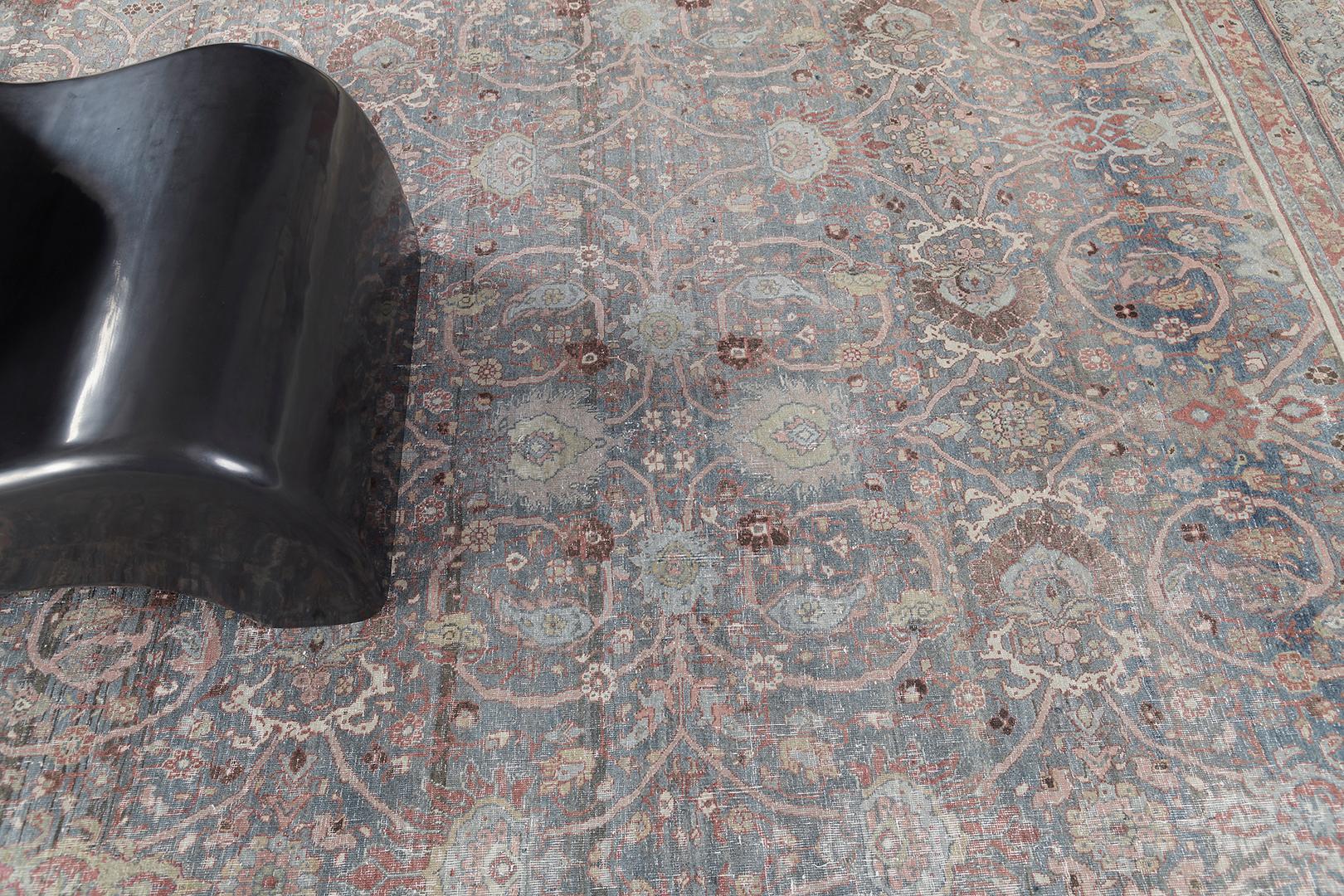 Mehraban Antiker persischer Bidjar-Teppich im Used-Look (Handgeknüpft) im Angebot