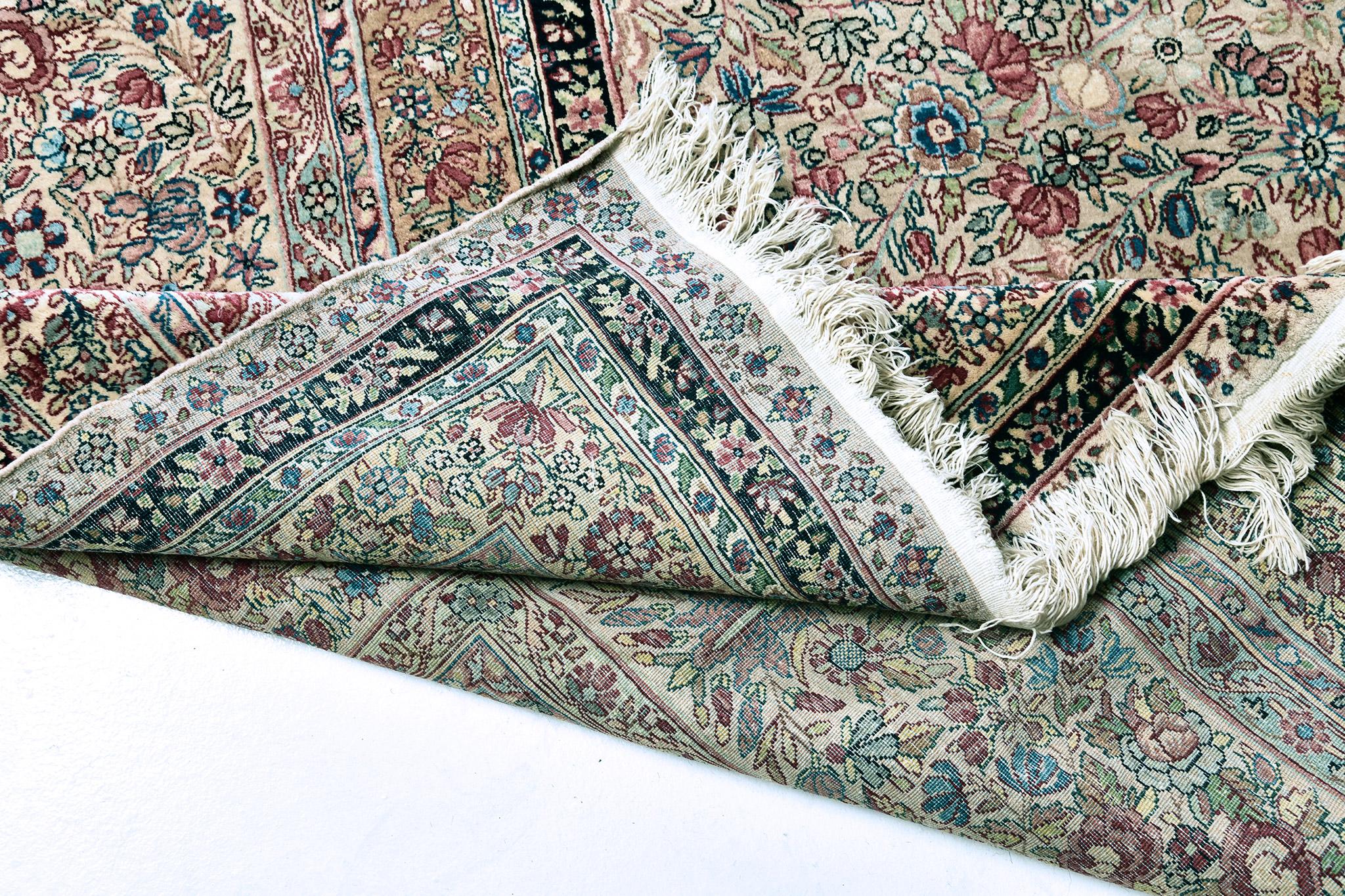 Mehraban Antiker persischer Kerman im Angebot 9