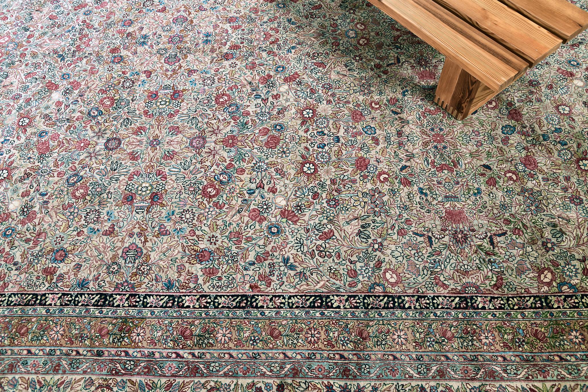 Mehraban Antiker persischer Kerman (Persisch) im Angebot