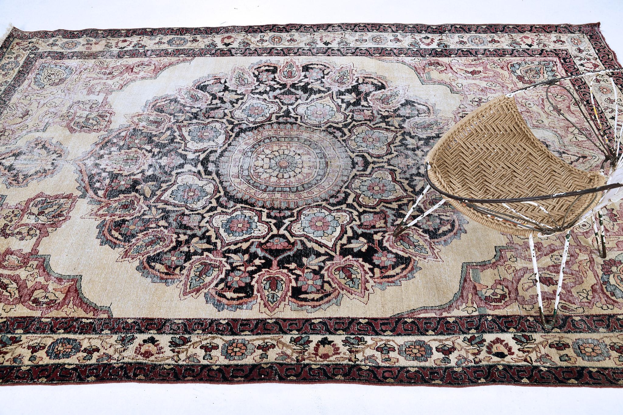 Mehraban Antiker persischer Kerman (Frühes 20. Jahrhundert) im Angebot