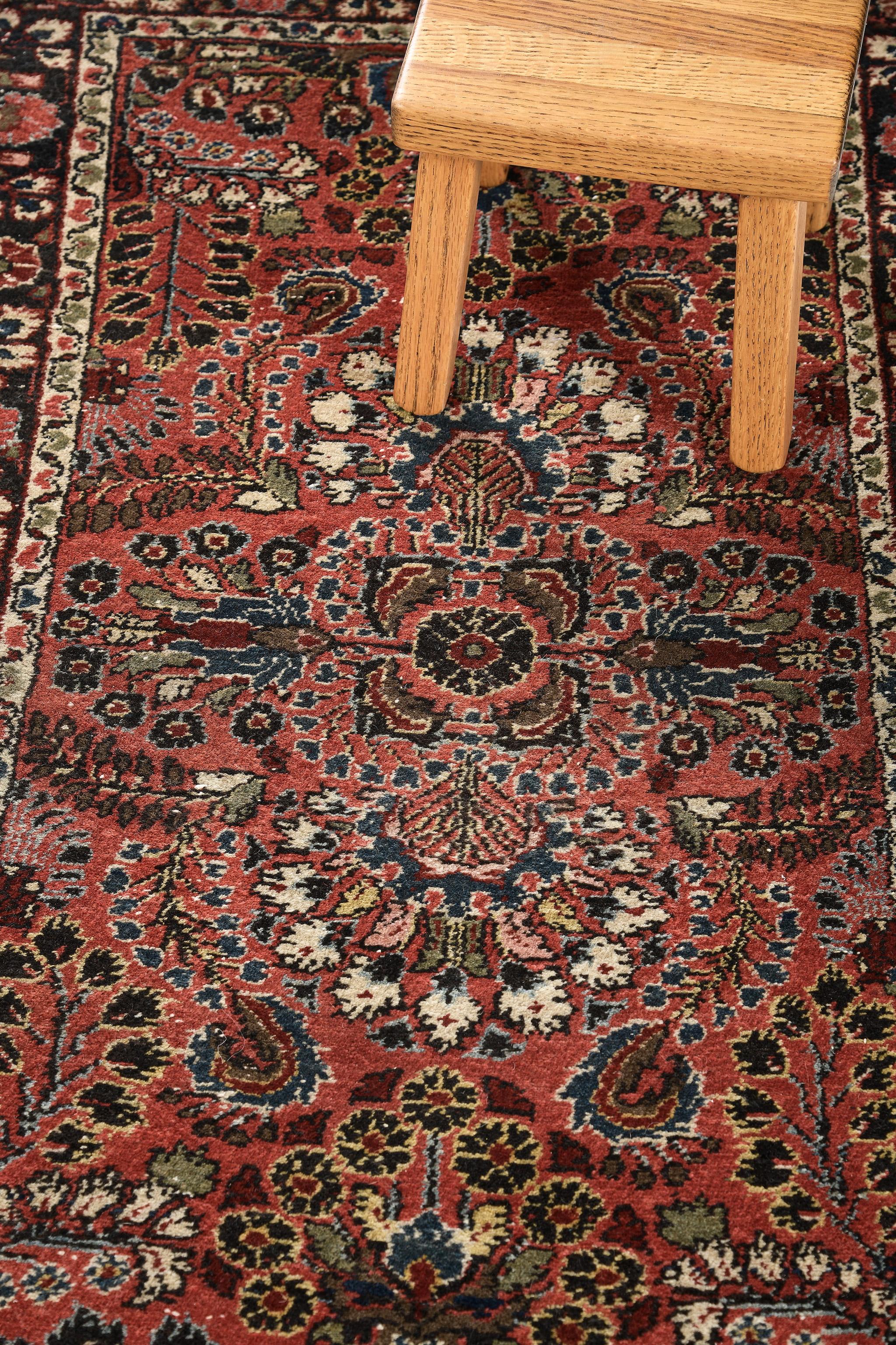 Mehraban Antique Persian Lilihan Rug 26484 In Good Condition For Sale In WEST HOLLYWOOD, CA