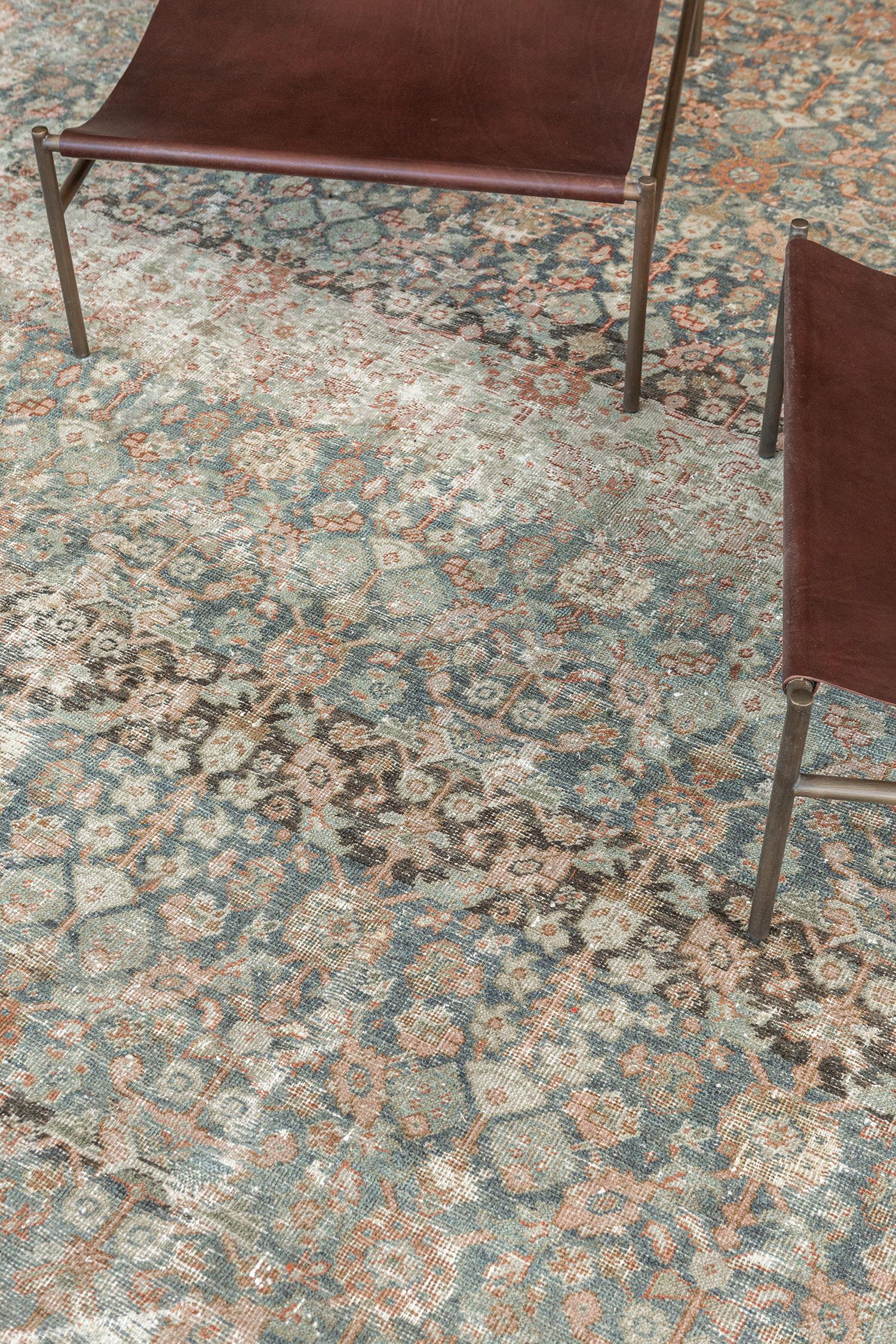 Mehraban Alfombra Persa Antigua Mahal Farahan en Bueno estado para la venta en WEST HOLLYWOOD, CA