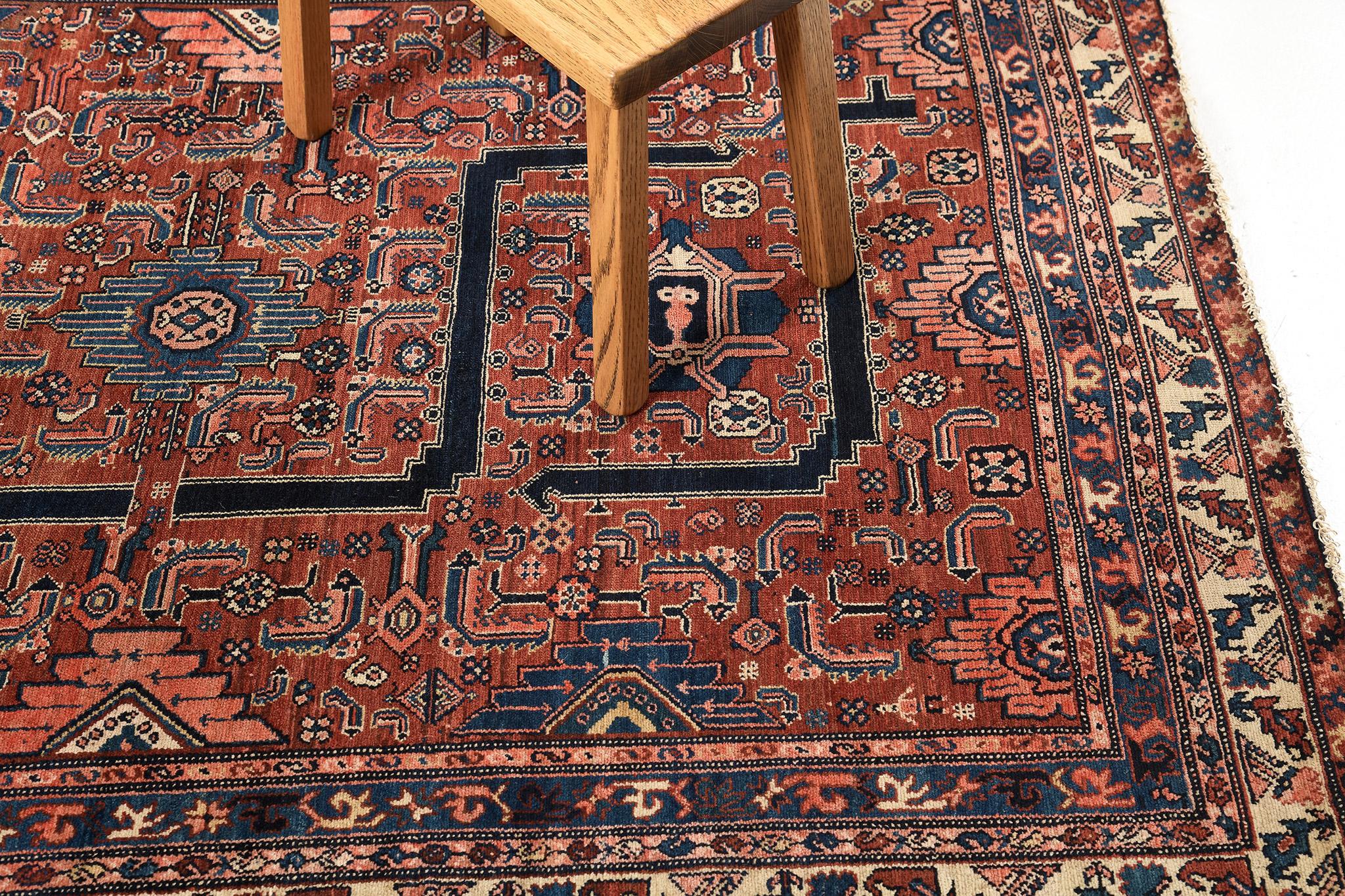 Mehraban Antique Persian Malayer 18174 In Good Condition For Sale In WEST HOLLYWOOD, CA